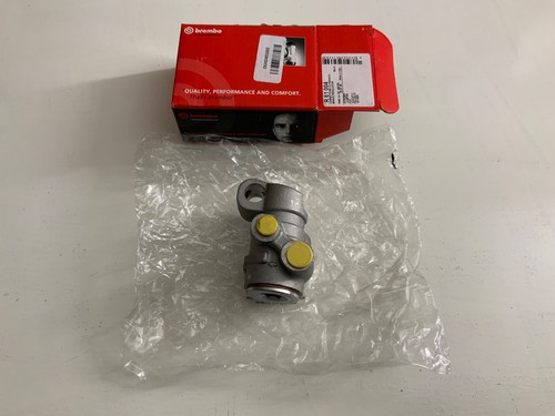Brembo 004 - brembo, r